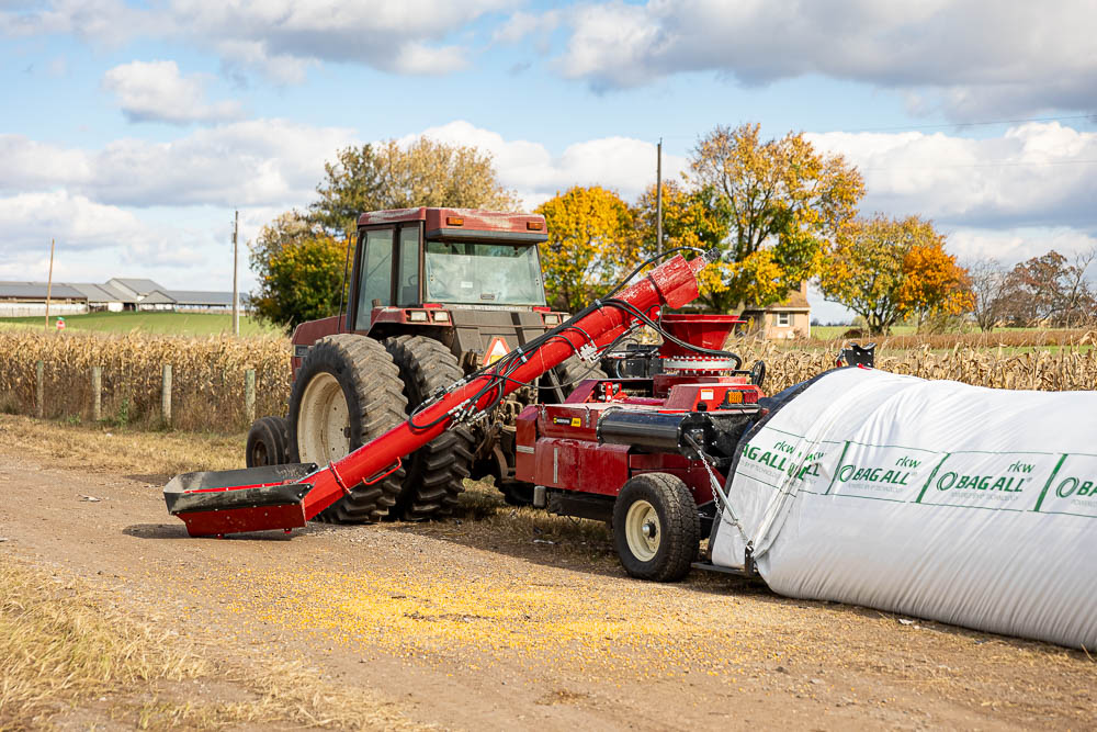 The new-and-improved Horning shredder mill 2800. 